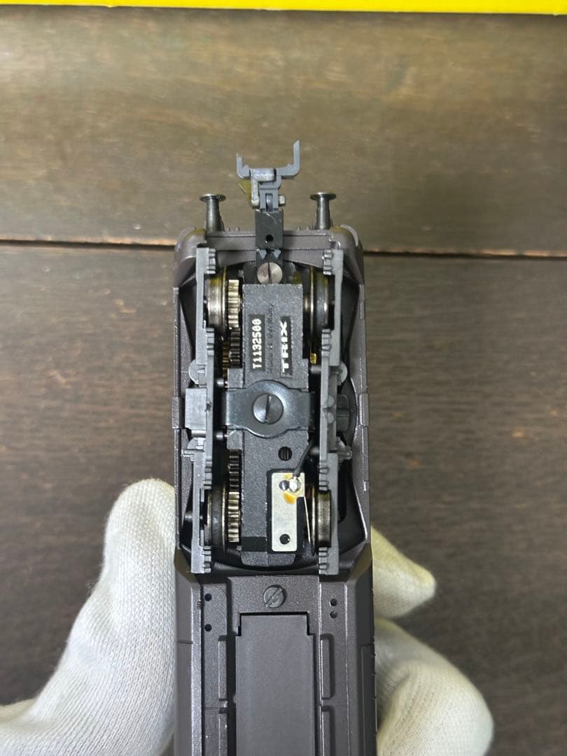 TRIX HOスケール BR221ディーゼル機関車 / DB 221 118-3