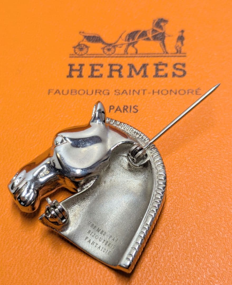 HERMES エルメス　ホースシュバル　ブローチ　シルバー