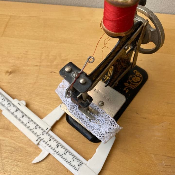 1900-20年　小さな　小さな　アンティーク　ミシン　アールヌーボー　ドイツ