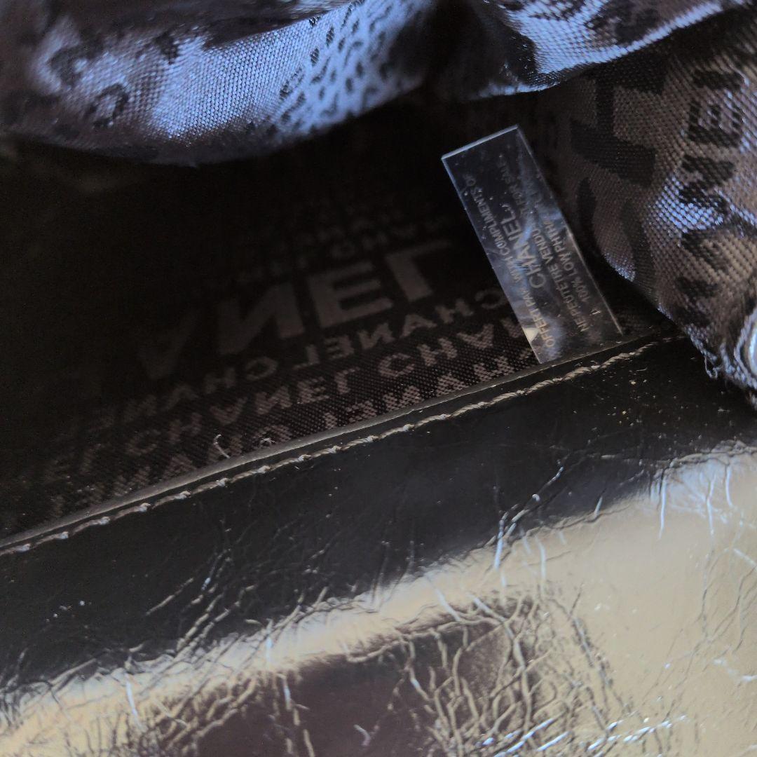 CHANEL ショルダーバッグ 　ポーチ付き