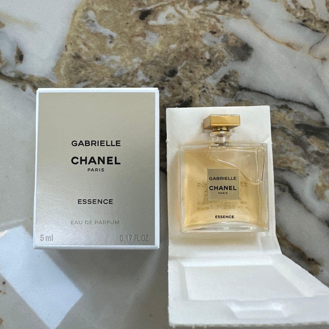 CHANEL レ シーニュ ドゥ シャネル 997 ローズ