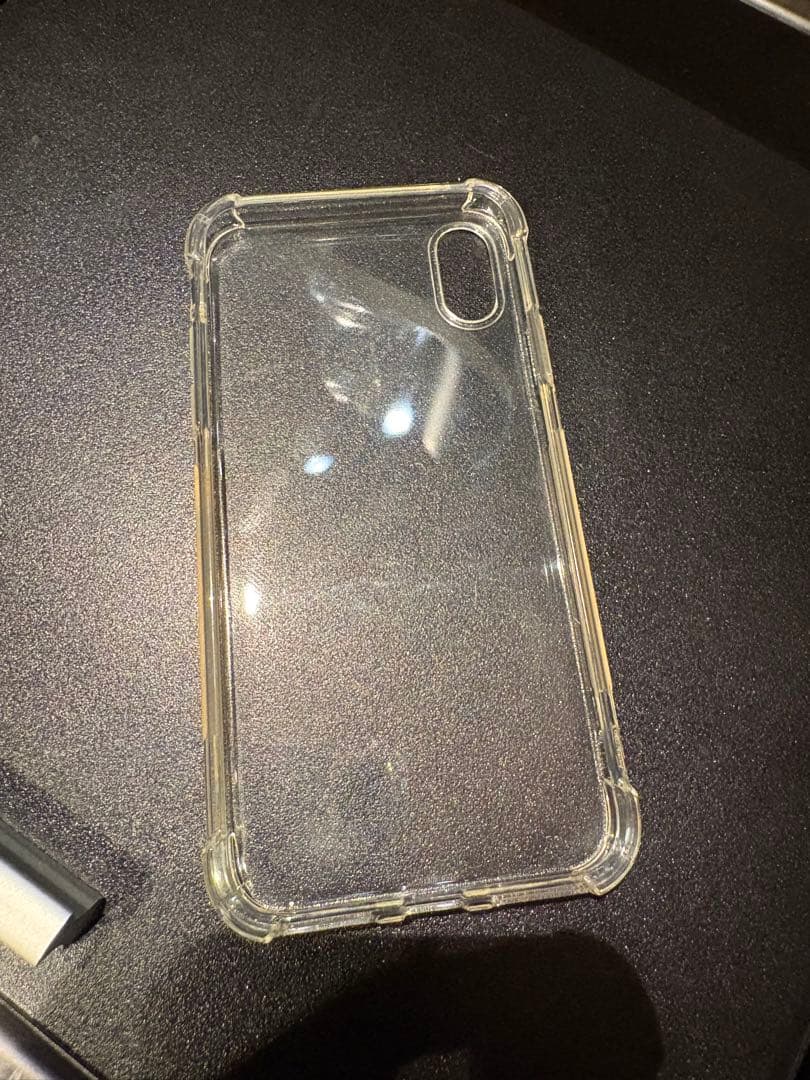 Apple iPhone X ホワイト 本体　クリアケース・保護フィルム付き