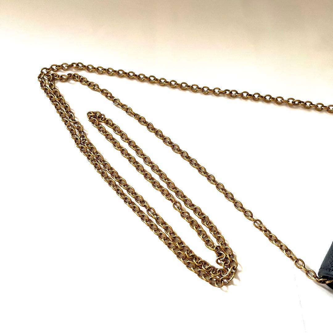 フェラガモ チェーンウォレット ガンチーニ ブラック