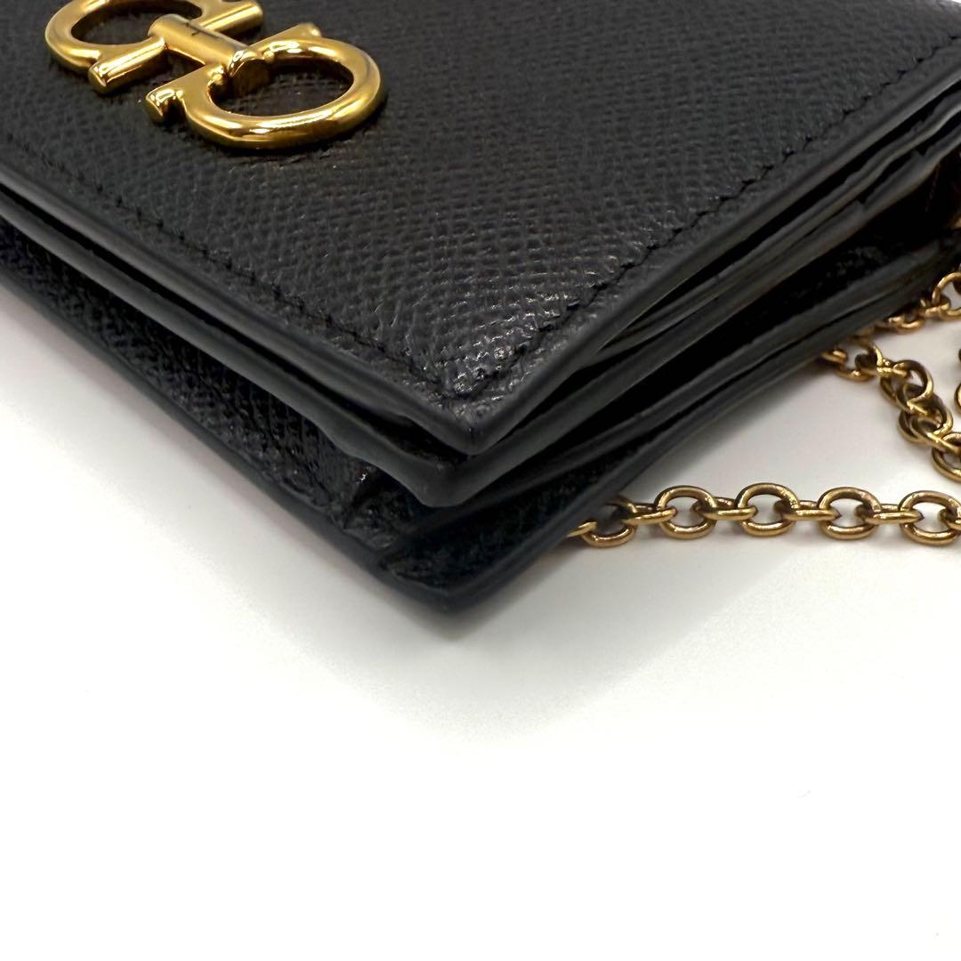 フェラガモ チェーンウォレット ガンチーニ ブラック