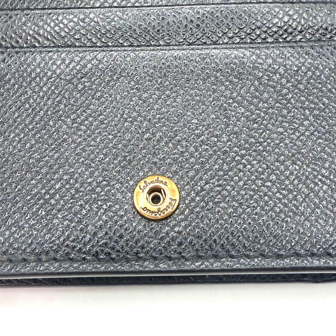 フェラガモ チェーンウォレット ガンチーニ ブラック