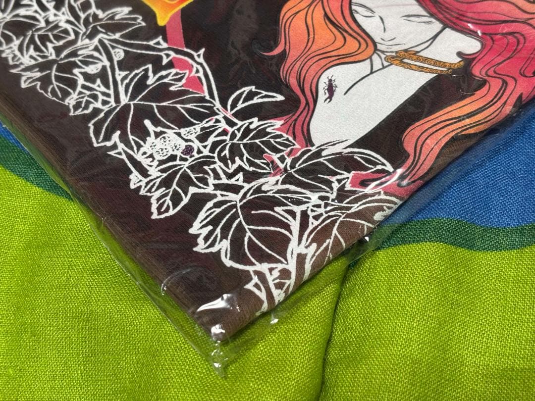 EARWIG Tシャツ Sサイズ アーヤと魔女 未使用 未開封 訳あり 2種類