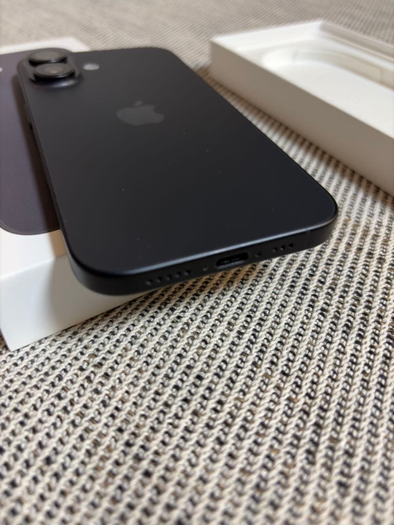 iPhone16 128GB ブラック SIMフリー