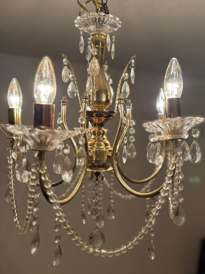 ゴージャス　シャンデリア　5灯　替え電球1個付き