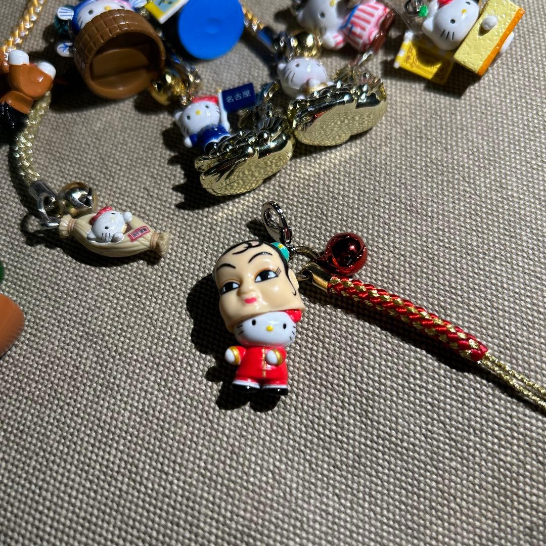 ご当地キティ　根付け　キーホルダー　ストラップ　チャーム　28点　まとめ売り