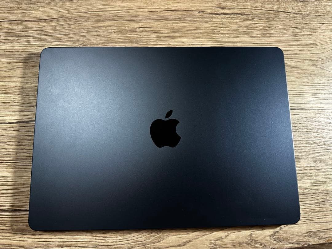 MacBookAir 13.6-inch アップル・ほぼ未使用に近い