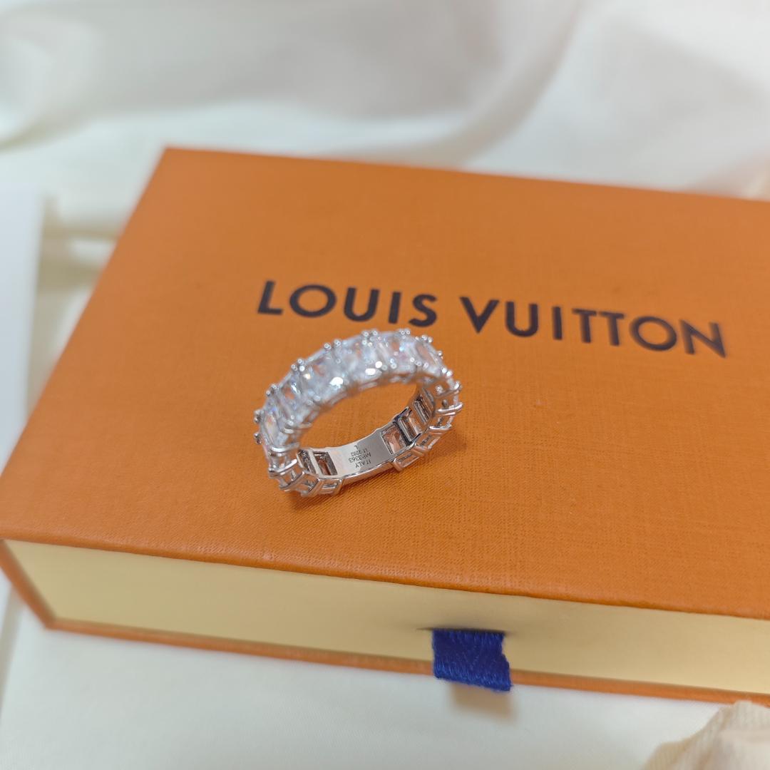 バーグ・LV クリスタル MP3363 リング
