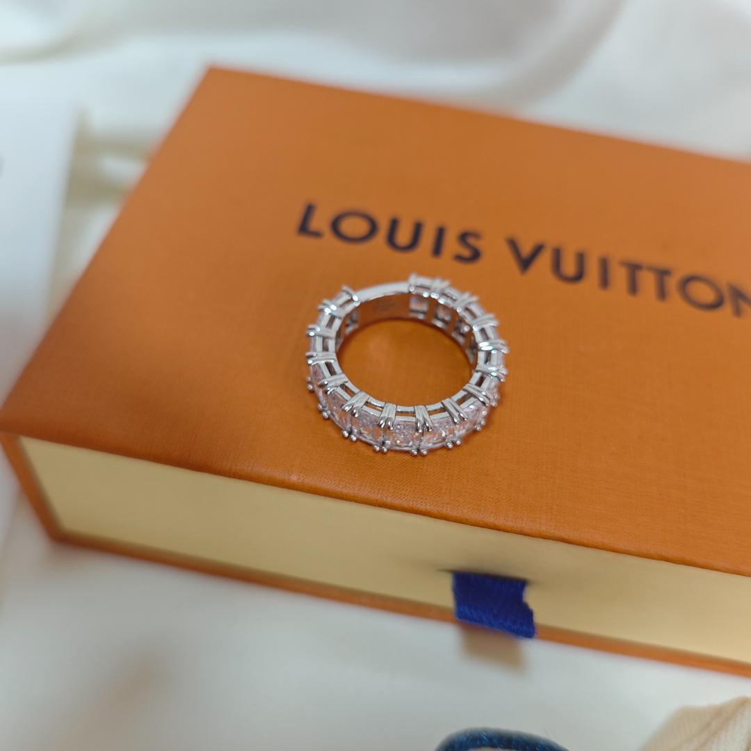 バーグ・LV クリスタル MP3363 リング