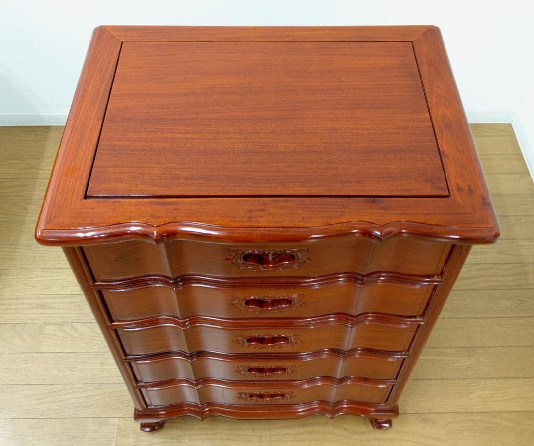 美品 西洋 アンティークデザイン 木製 花梨 彫刻 猫足 チェスト キャビネット