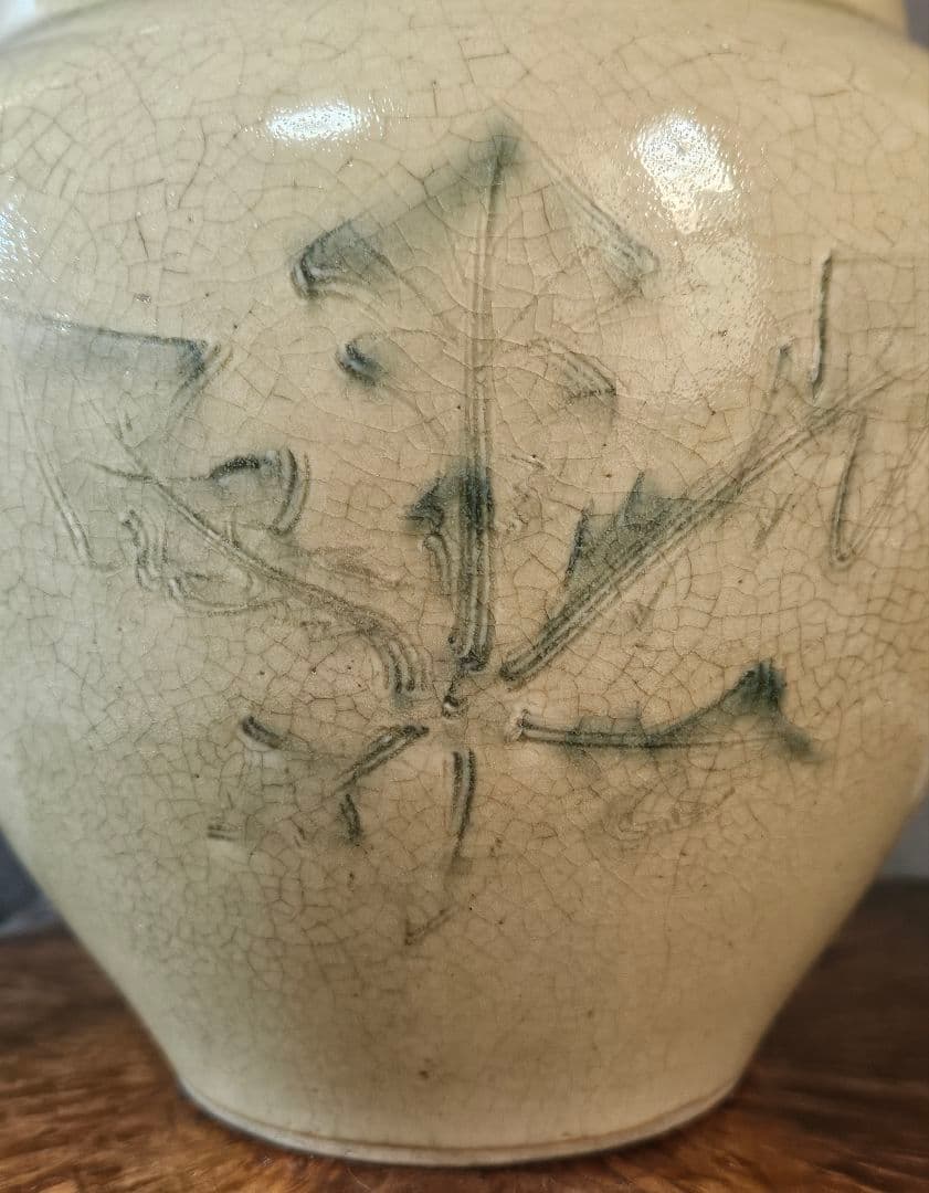 明治時代　御深井焼　蕪の葉の図　壺 花入れ　花生け　オブジェ　高さ19.1cm