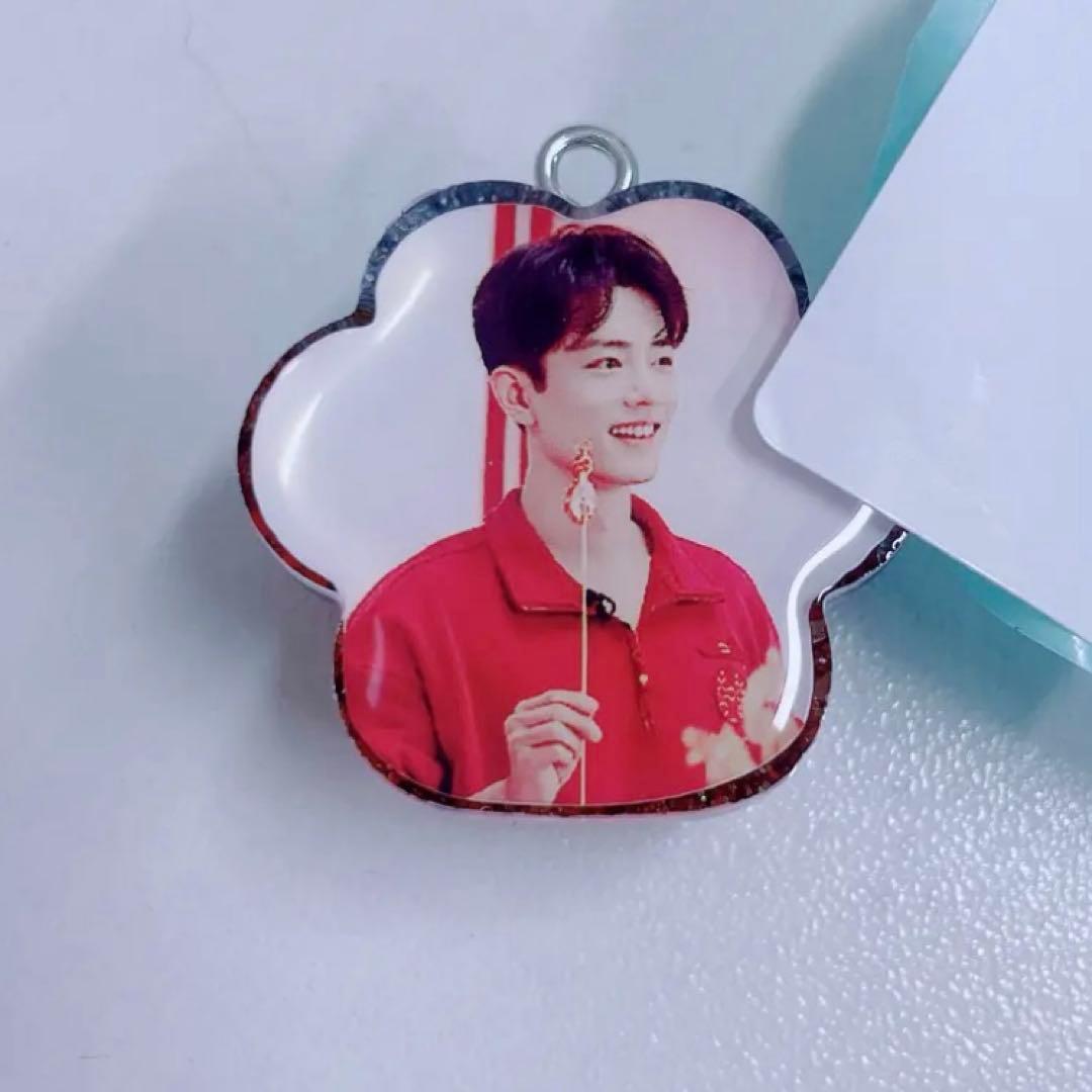 王一博 肖戦 Mサイズ 肉球 レジンキーホルダー32点セット❣️確認用0119