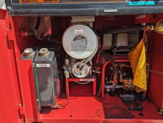 高圧洗浄機　運搬費は別途