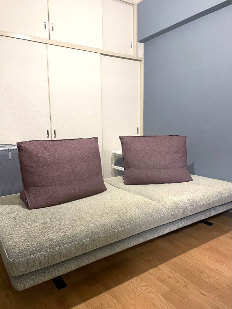 ☆美品☆ リーンロゼソファ　リーンロゼプラドクッション