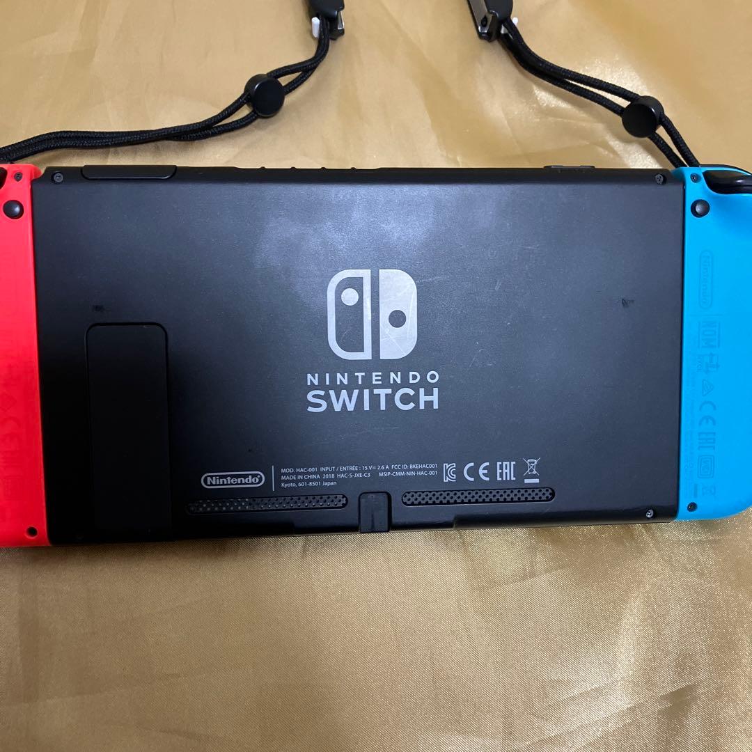 匿名配送　Nintendo Switch 本体　付属品完備