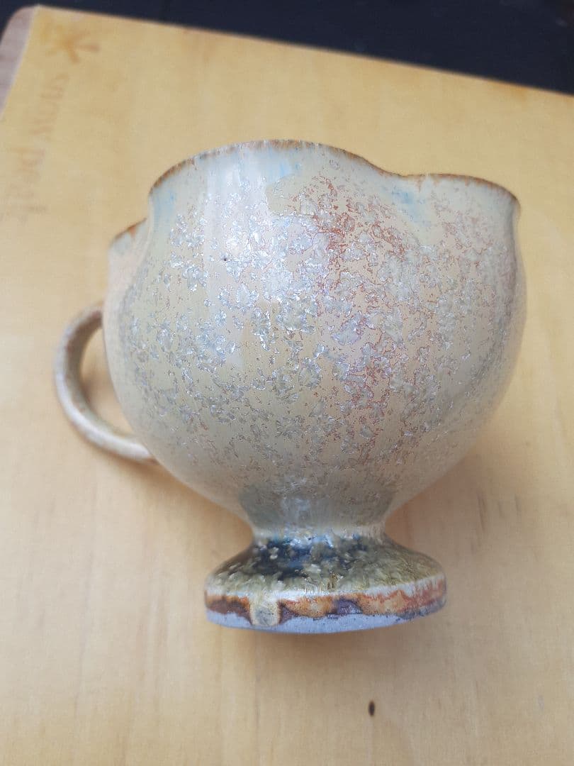 中尾哲彰作　睦月銀河釉　花びらデザイン 陶器カップ