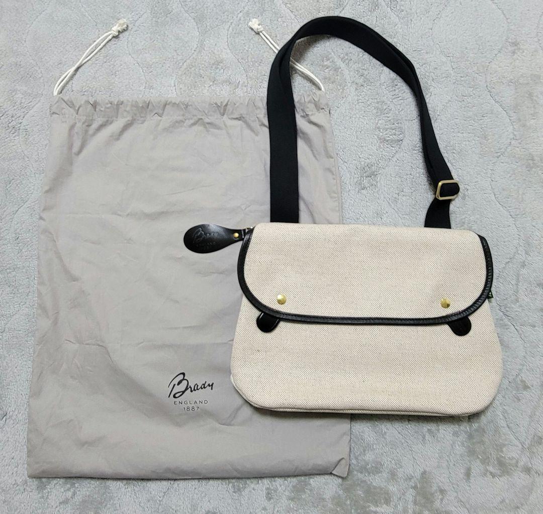 ななこAVON SPENCE BRYSON