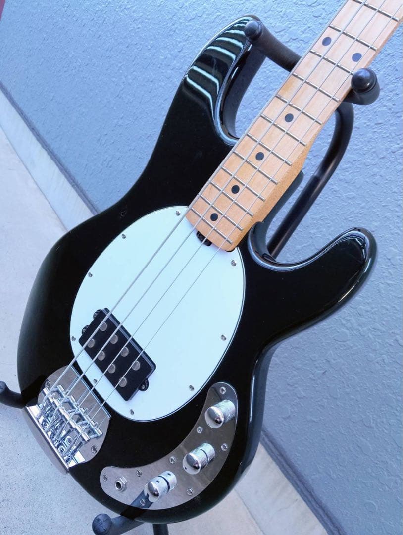 ベース Sterling by musicman SUB Ray4