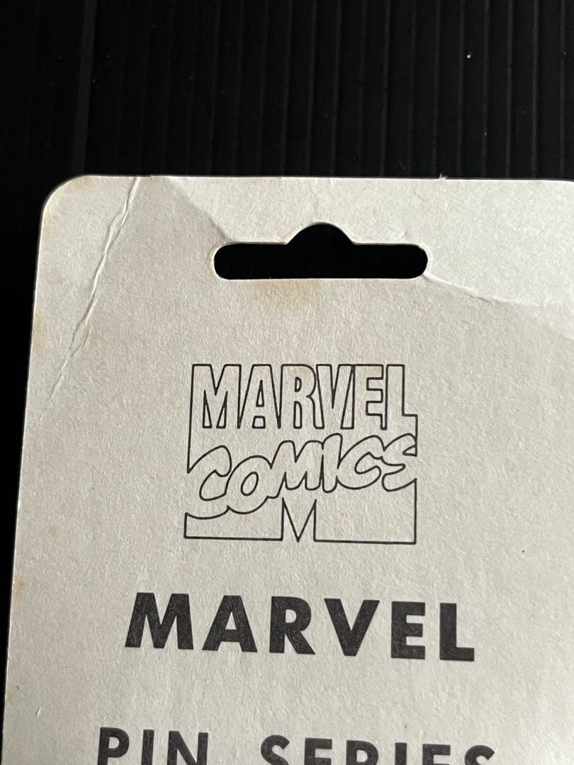 ピンズ・ピンバッジ・缶バッジ MARVEL UNIVERSR PIN SERIES WOLVERINE1994