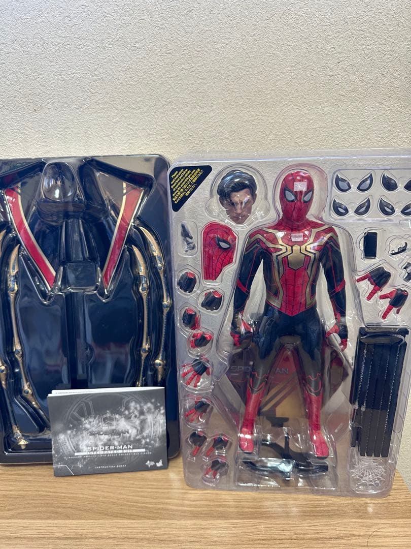 ホットトイズ スパイダーマン：ノー・ウェイ・ホーム インテグレーテッドスーツ版