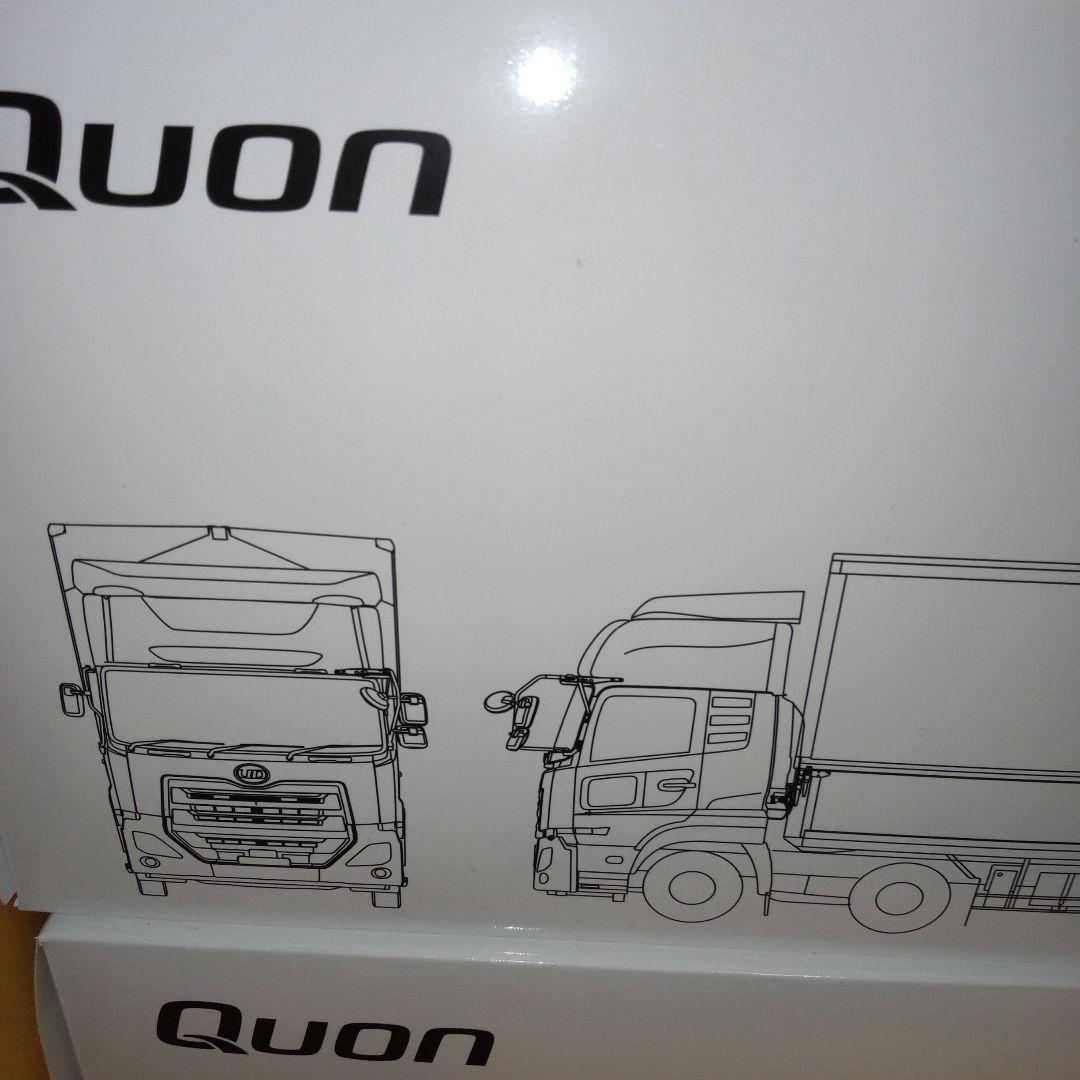 UDトラックス クオン　ハイルーフ　1/43