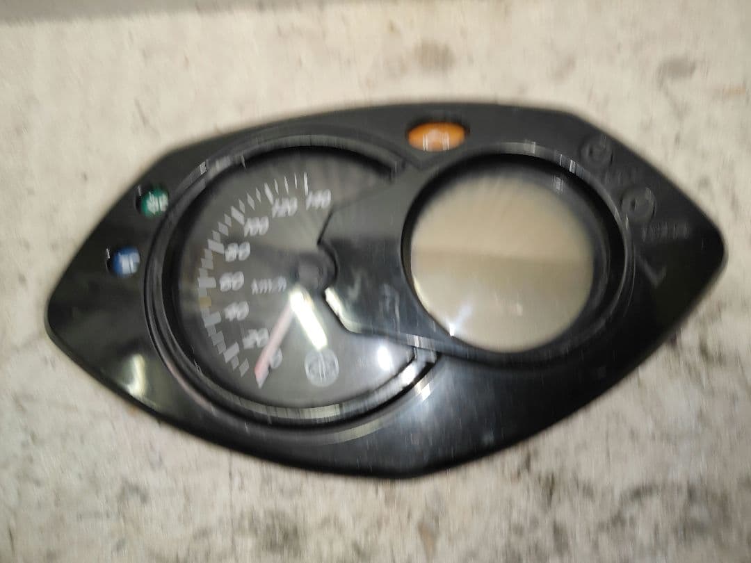 国内2型シグナスX 純正メーター