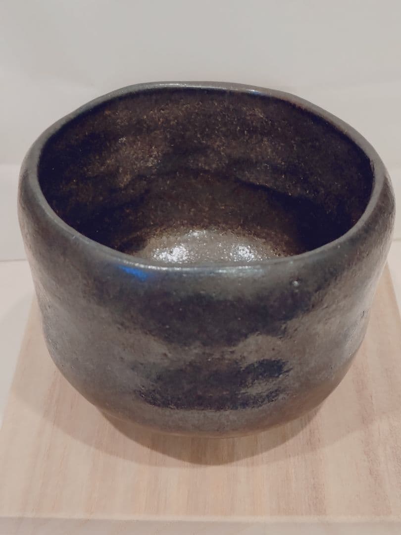 陶器 茶碗　楽焼　黒茶碗　黒色　桂窯