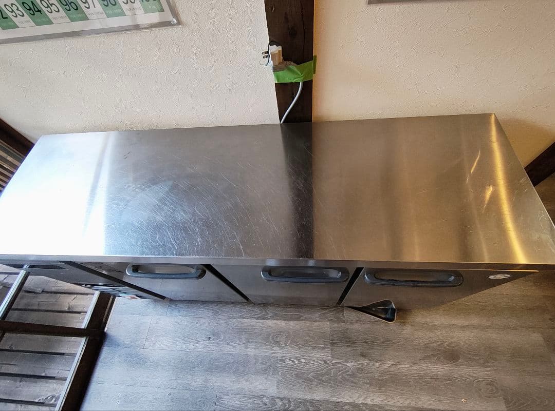 ２０２３年　美品動作確認済み　福島ガリレイコールドテーブル３ドア冷蔵庫　100V