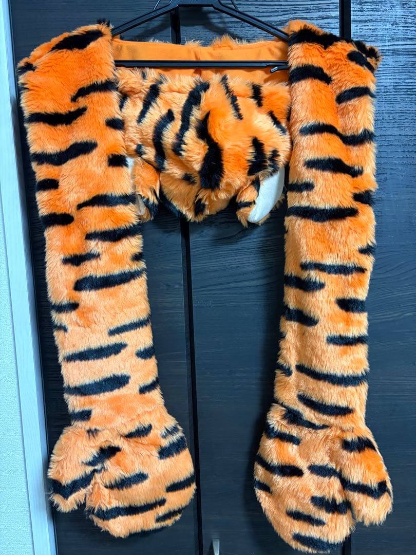 ティガー　マフラーキャップ　ファンキャップ　ディズニー　帽子