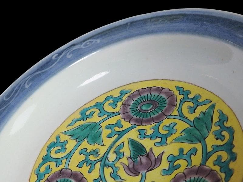 古伊万里　墨弾に雲龍　色絵　花に唐草の図　６寸皿　B130AS-DBc