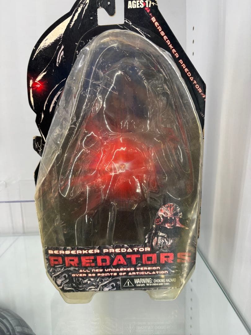 ネカ　プレデターズ　バーサーカープレデター