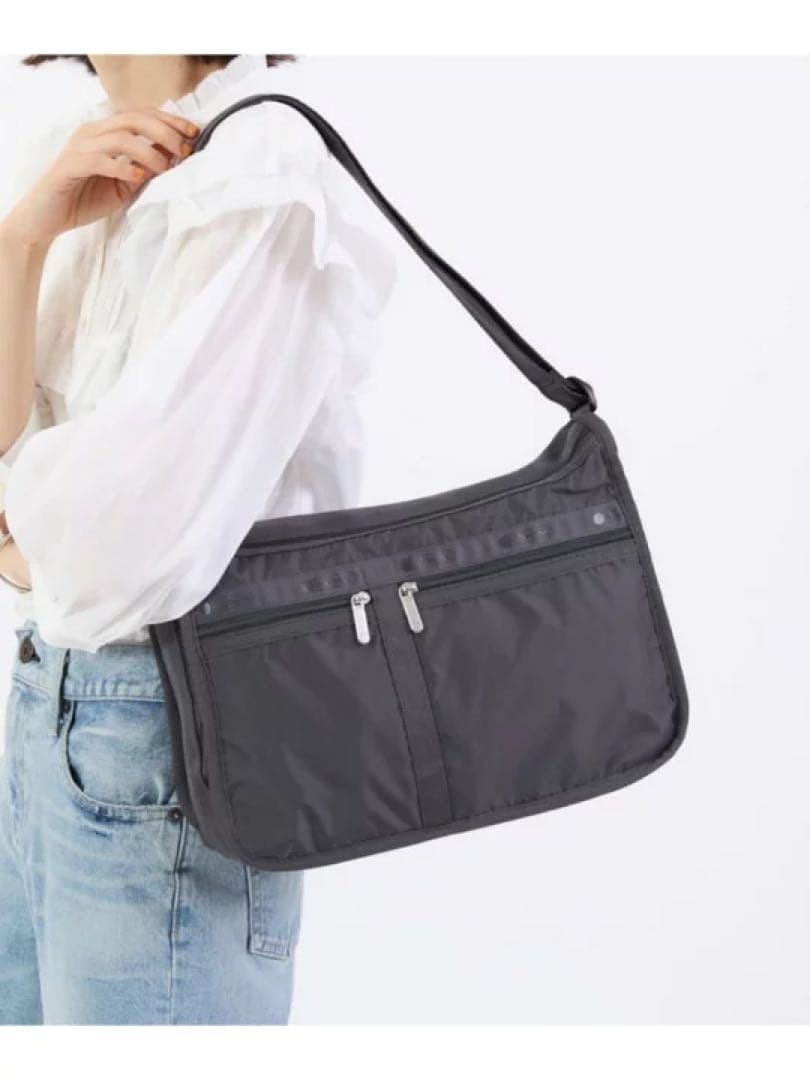 新品☆LeSportsac ブラック ショルダーバッグ