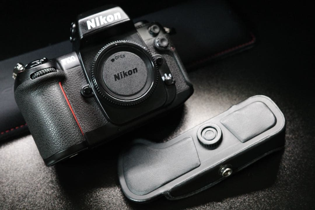 Nikon F100 フィルム一眼レフカメラ バッテリーグリップ付き