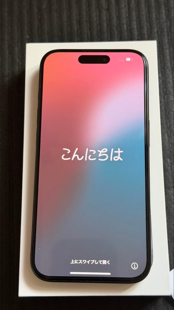 【美品】iPhone 15 pro ブラックチタニウム 256GB SIMフリー