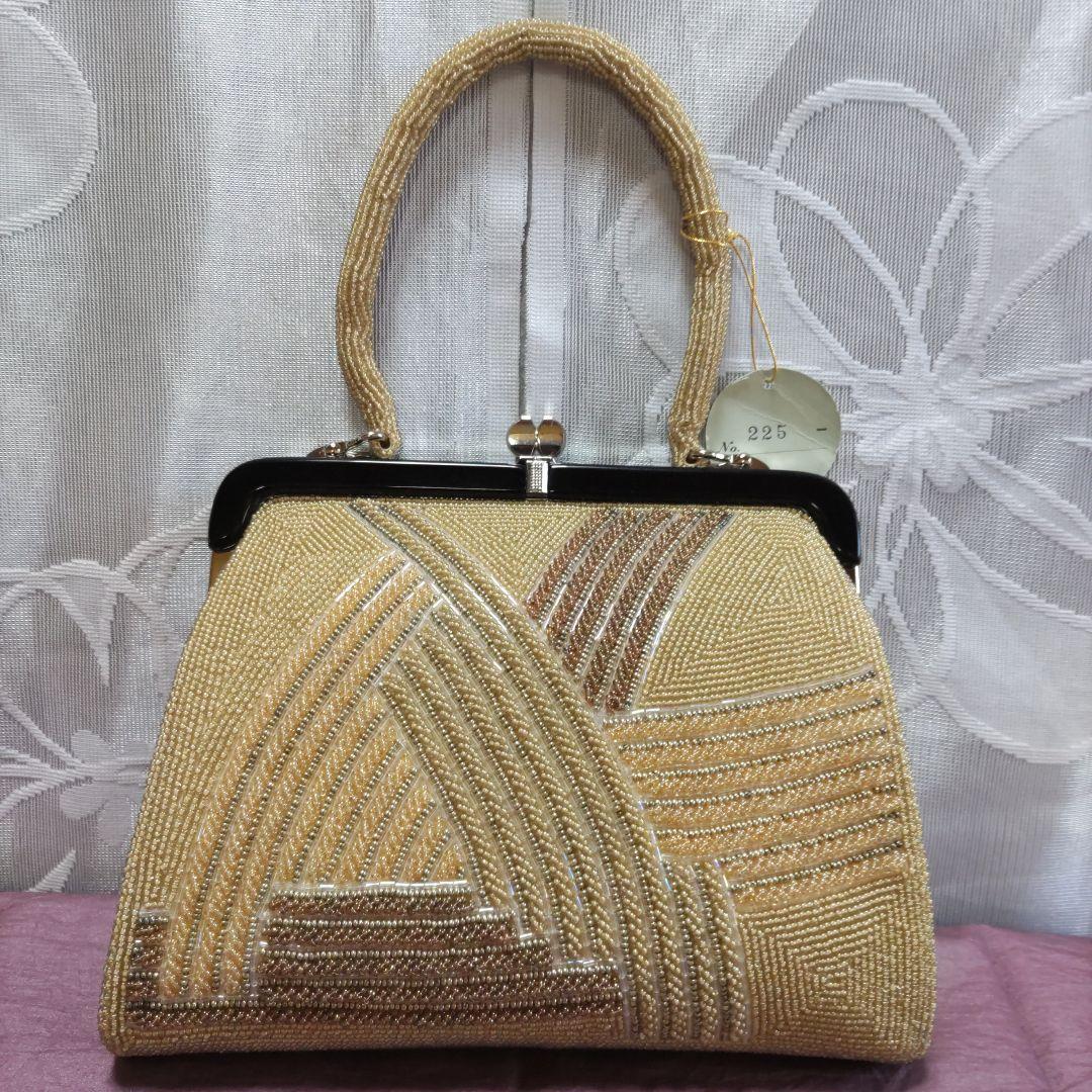 ✨大特価✨✜【絶品】高級品　ビーズバック　お値段半額以下　タグ付き