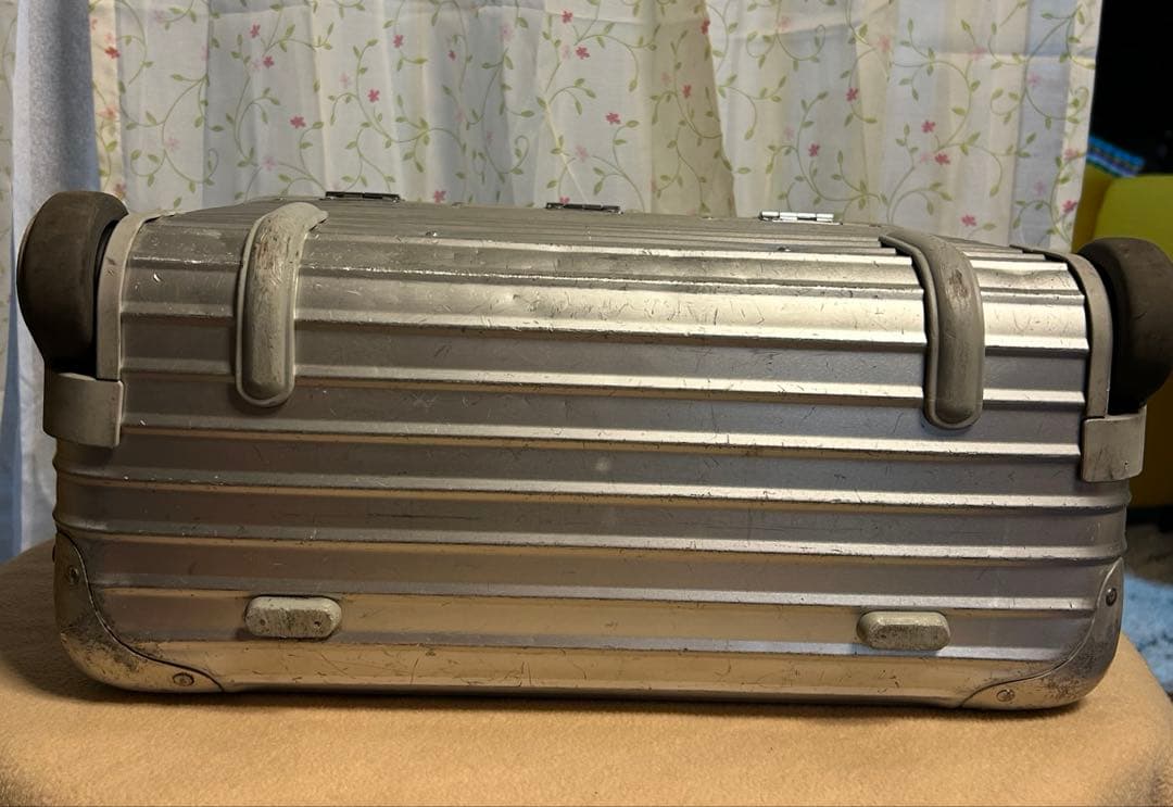 リモワ　パイロット　トロリー　2輪 カナダ製