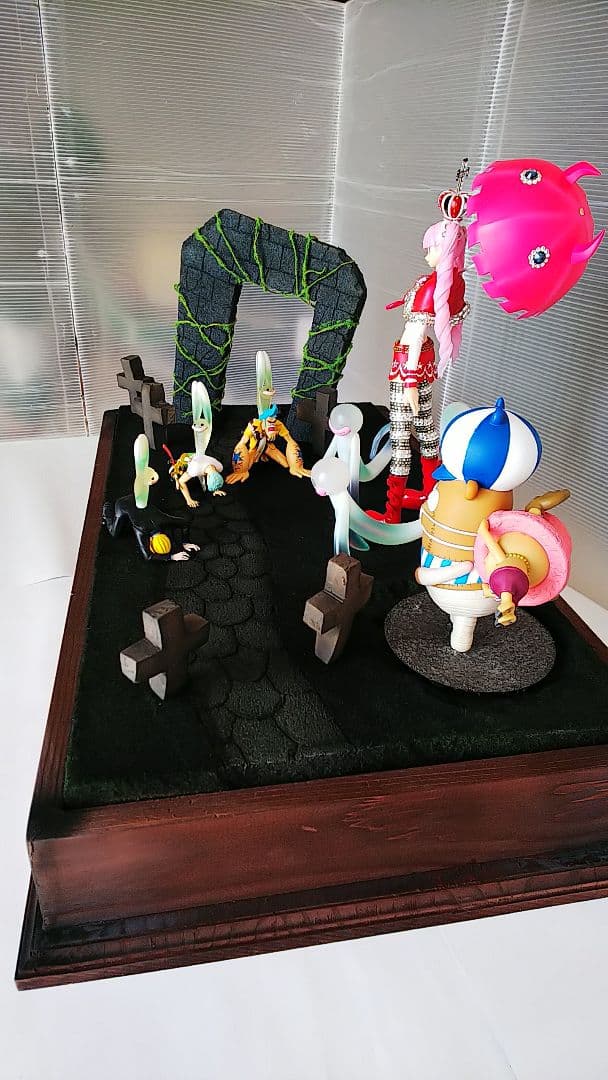 ワンピース ジオラマ ペローナ ゾロ サンジ フランキー クマシー