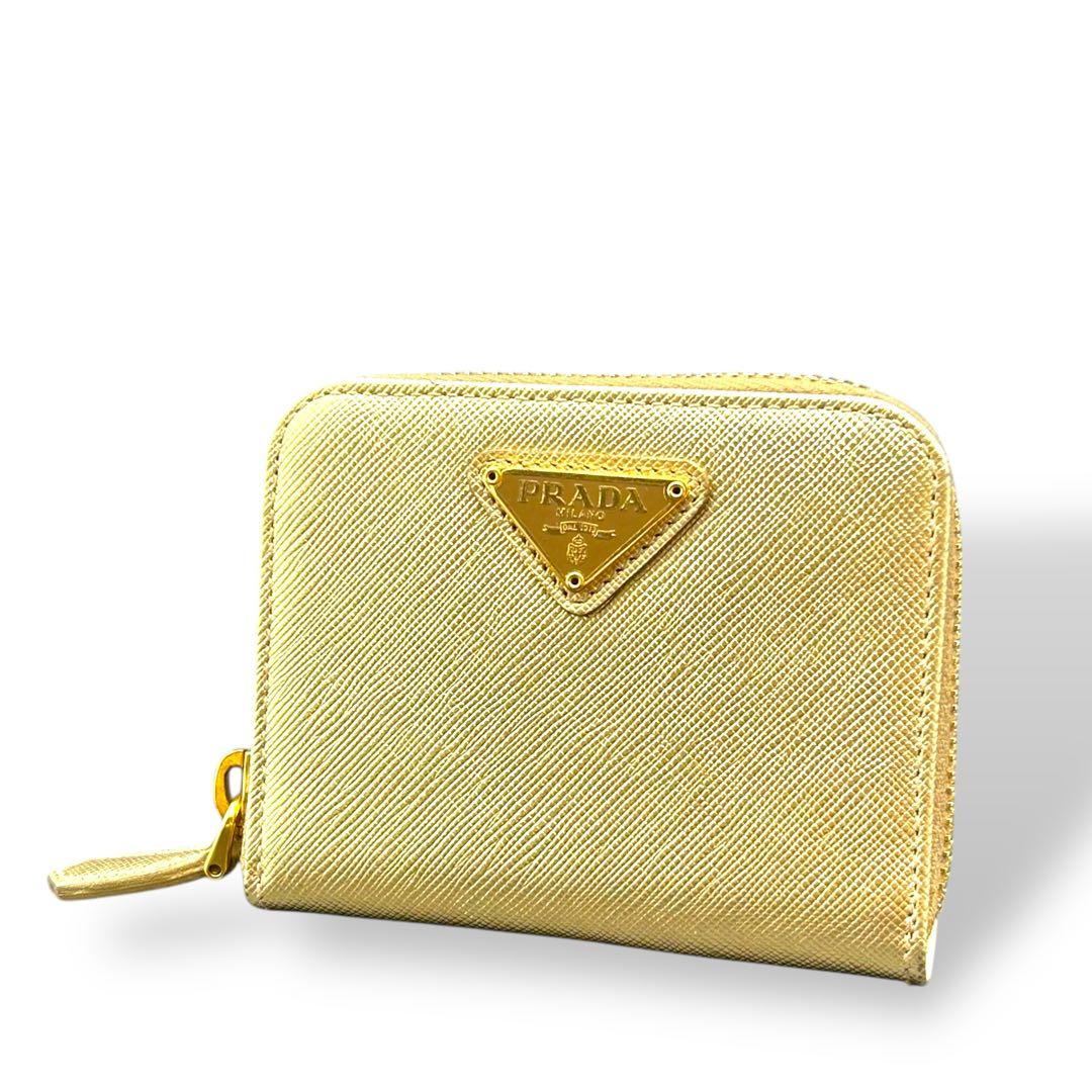 【大人気】PRADA　プラダ　レザーウォレット ゴールド系 ケース　美品