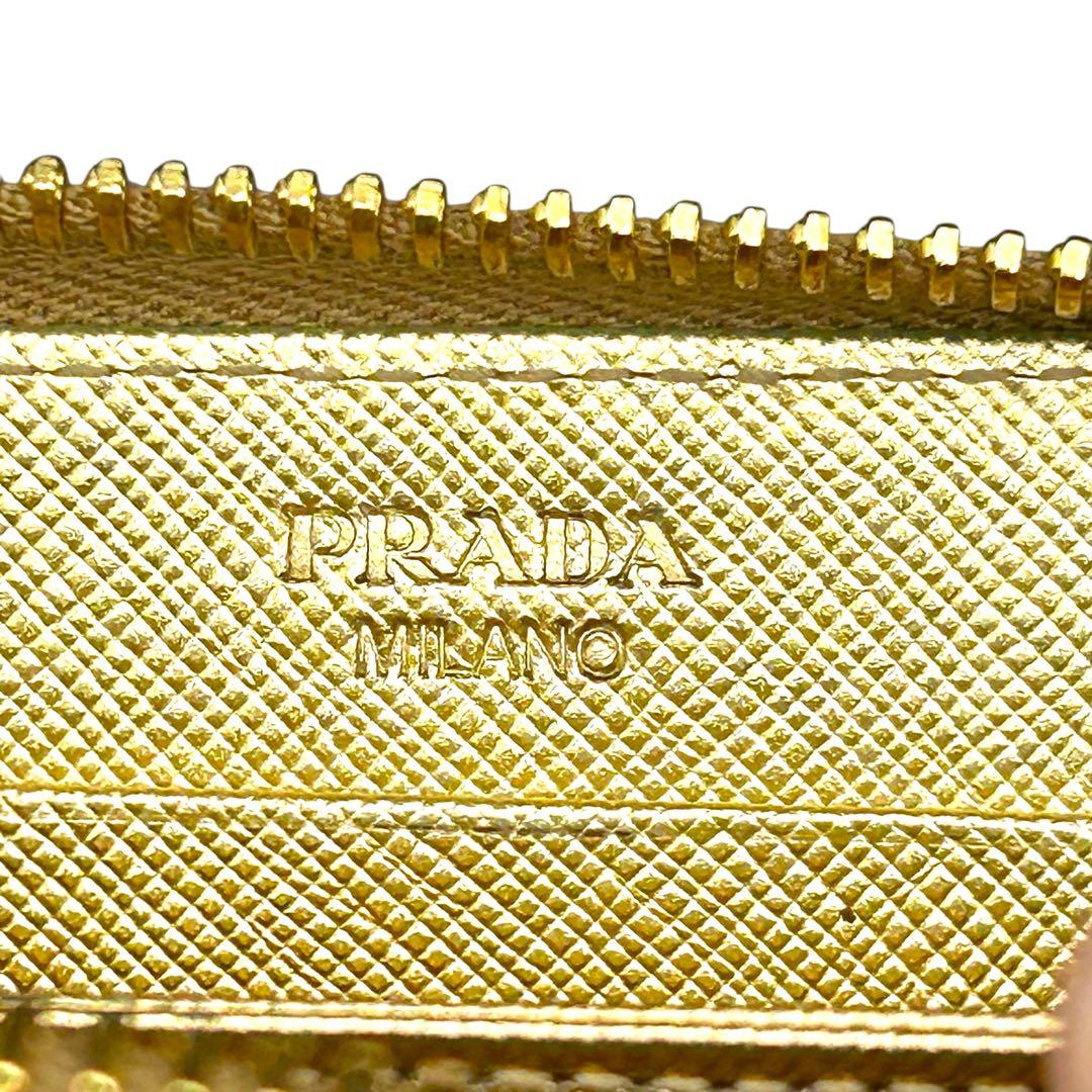 【大人気】PRADA　プラダ　レザーウォレット ゴールド系 ケース　美品