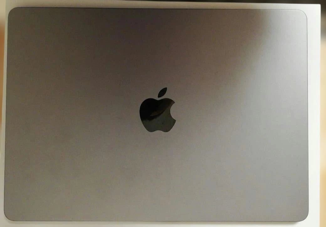 Apple MacBook m2 16GB 512GB スペースグレー