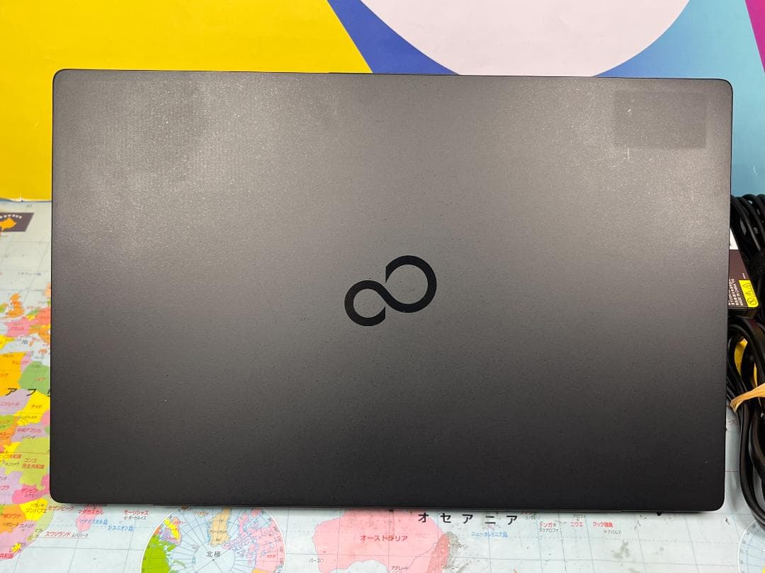 極美品 富士通 LIFEBOOK U9311/F 13.3型 超軽量 ノートPC