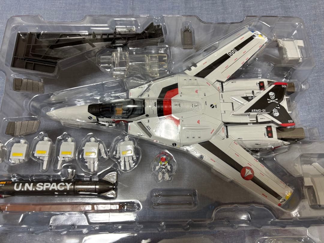 DX超合金劇場版VF-1S バルキリー（一条輝機） ミサイルスーパーパーツセット
