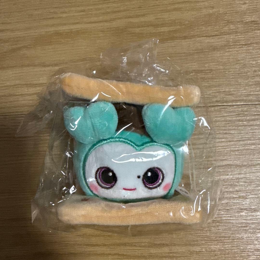 TWICE Baby Mively ぬいぐるみ