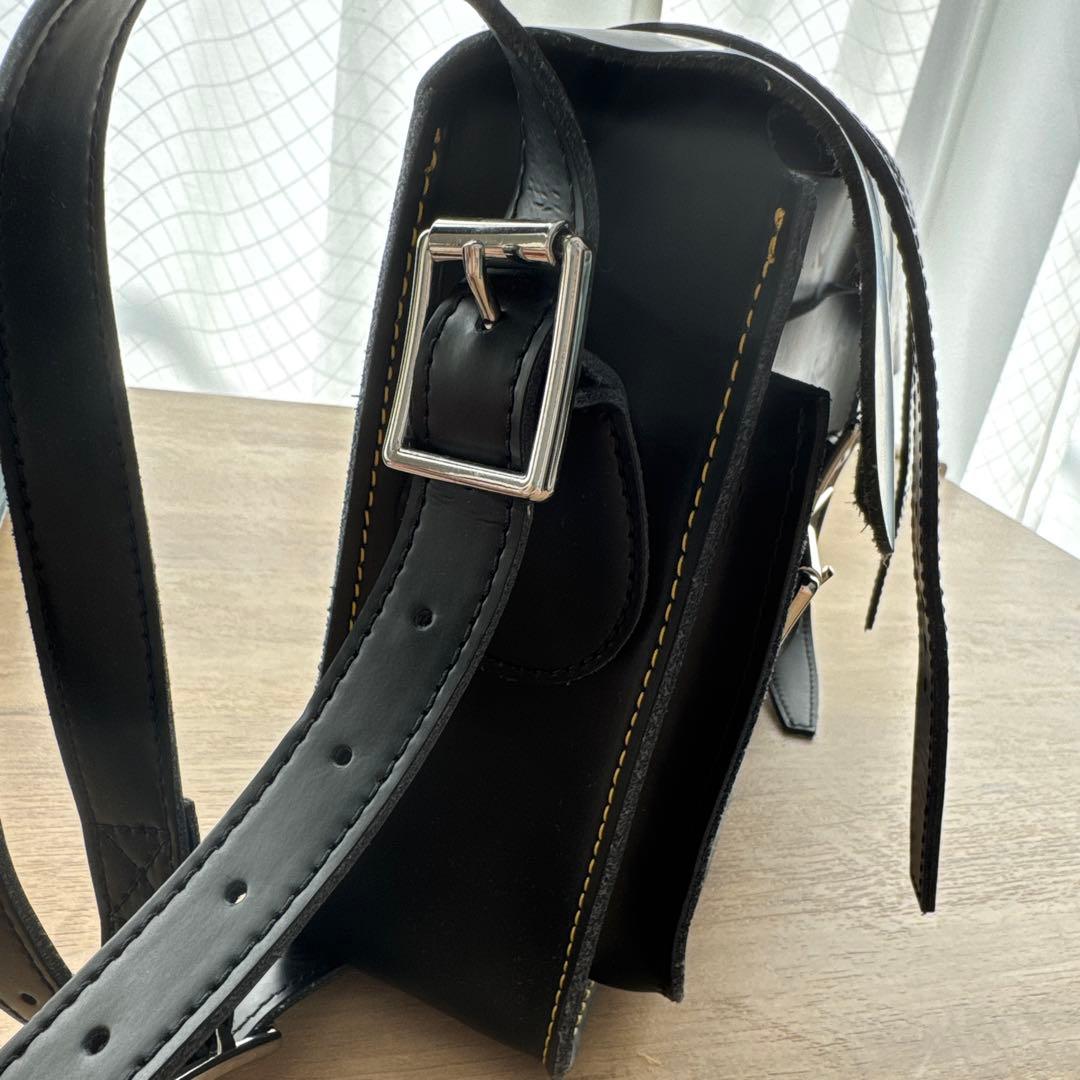 ドクターマーチン　ショルダーバッグ