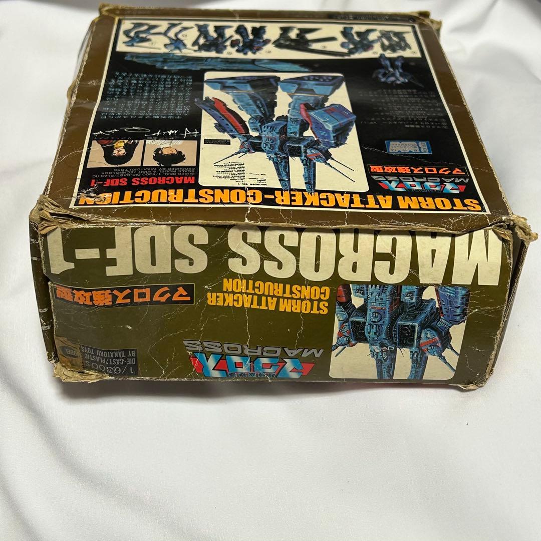 1/6300スケール SDF-1 マクロス強攻型 タカトクトイス 合金