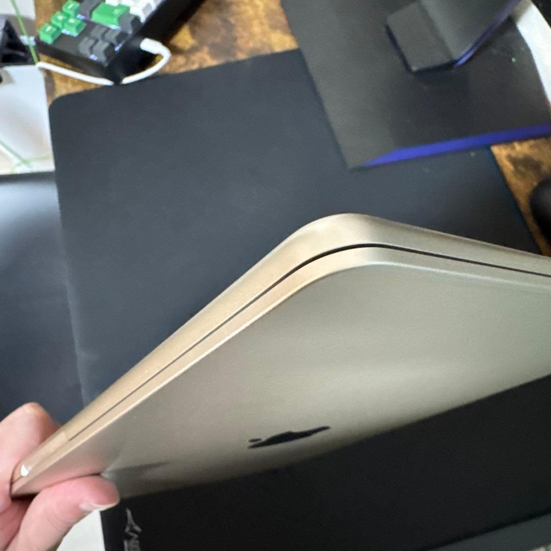 MacBook本体 Apple MacBook air