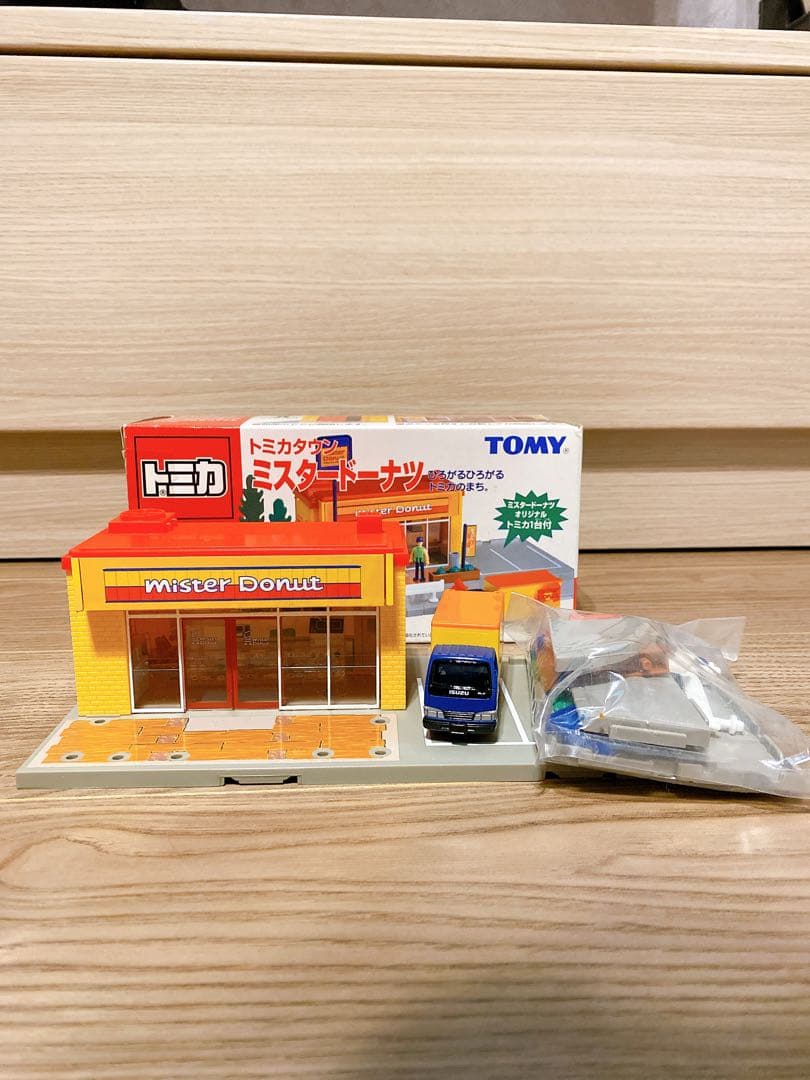 【廃盤品】トミカタウン　吉野家　ミスタードーナツ